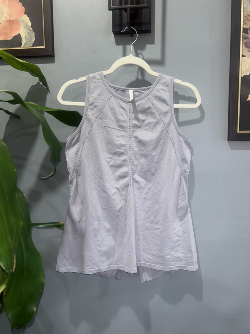 Athleta Light Lavender Sleeveless Tank Top sz Medium